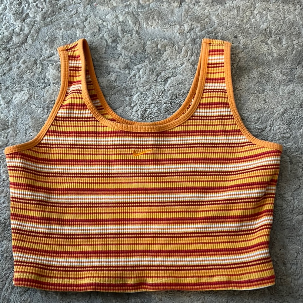 Vintage Nike crop top